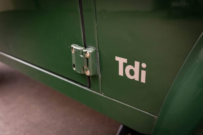 Coniston Green 1996 Defender 110 300tdi