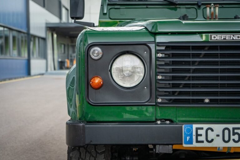 Coniston Green 1996 Defender 110 300tdi