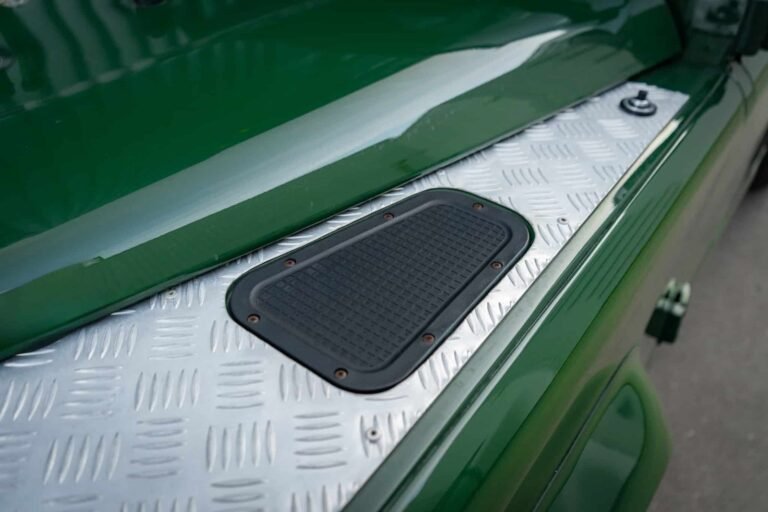 Coniston Green 1996 Defender 110 300tdi