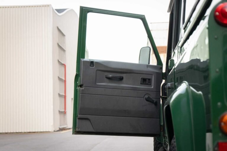 Coniston Green 1996 Defender 110 300tdi