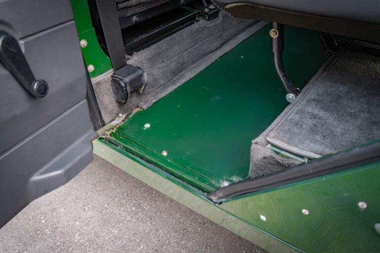 Coniston Green 1996 Defender 110 300tdi