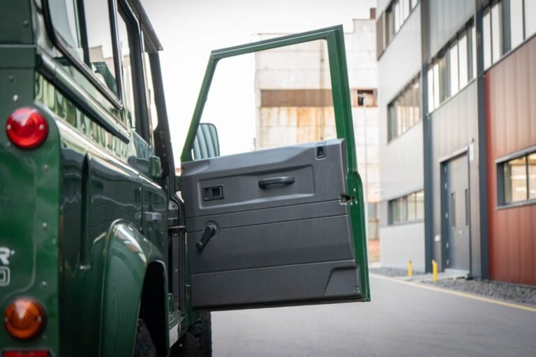Coniston Green 1996 Defender 110 300tdi