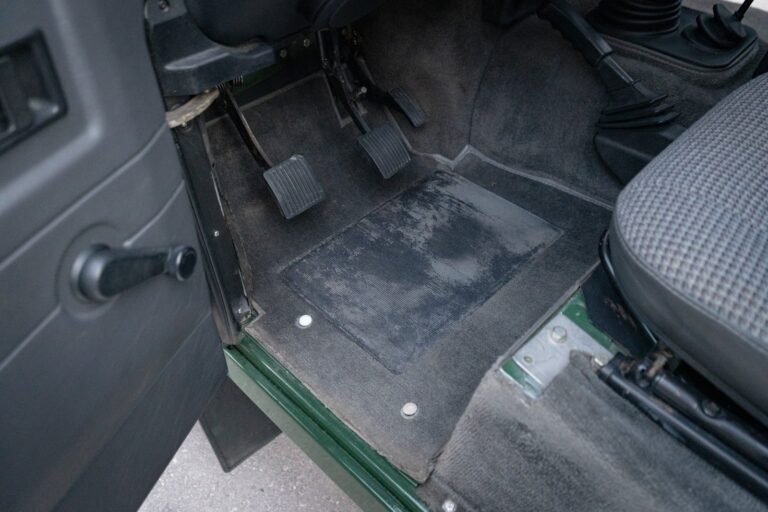 Coniston Green 1996 Defender 110 300tdi