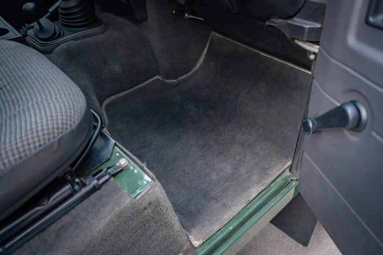 Coniston Green 1996 Defender 110 300tdi