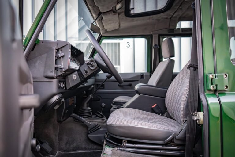 Coniston Green 1996 Defender 110 300tdi