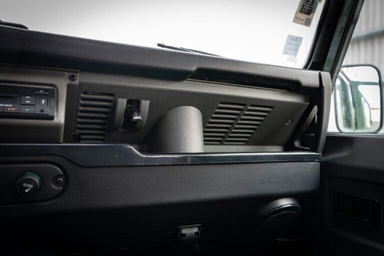 Coniston Green 1996 Defender 110 300tdi