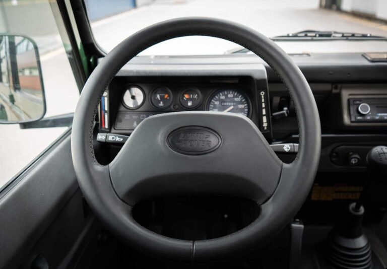 Coniston Green 1996 Defender 110 300tdi
