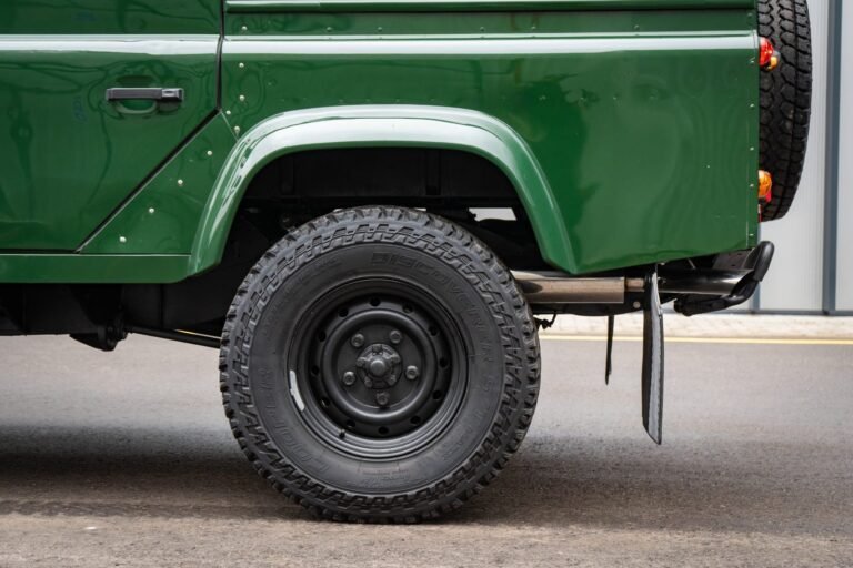 Coniston Green 1996 Defender 110 300tdi