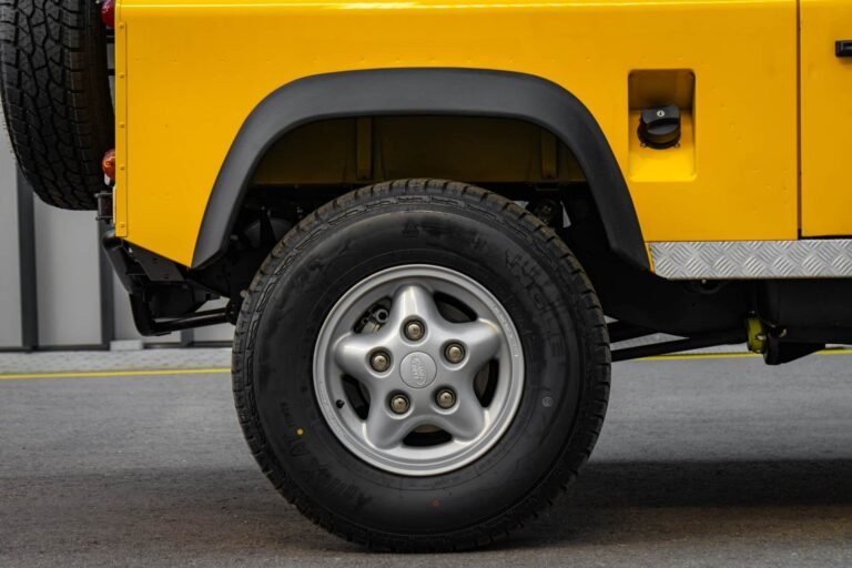 1996 Defender 90 Eastnor Edition (1 of 100)