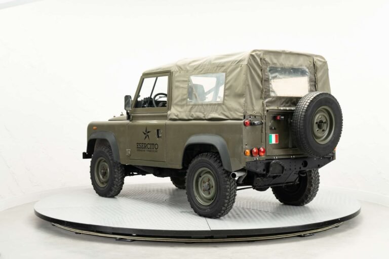 1999 Land Rover Defender 90 – Ex Italian Army ‘AR90’