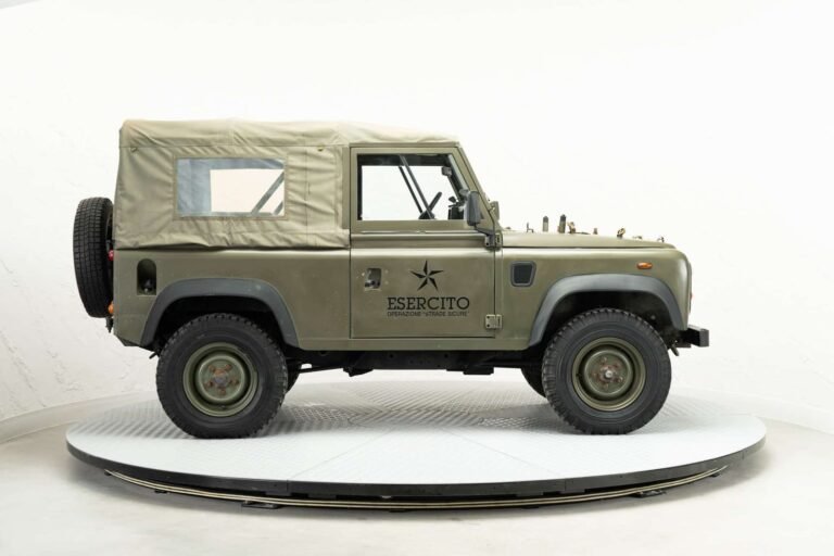 1999 Land Rover Defender 90 – Ex Italian Army ‘AR90’