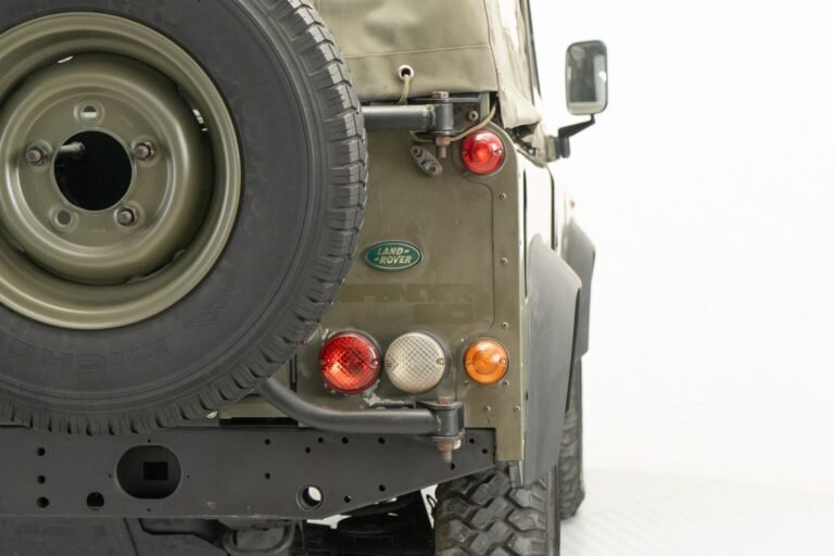 1999 Land Rover Defender 90 – Ex Italian Army ‘AR90’