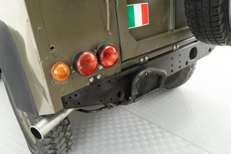 1999 Land Rover Defender 90 – Ex Italian Army ‘AR90’