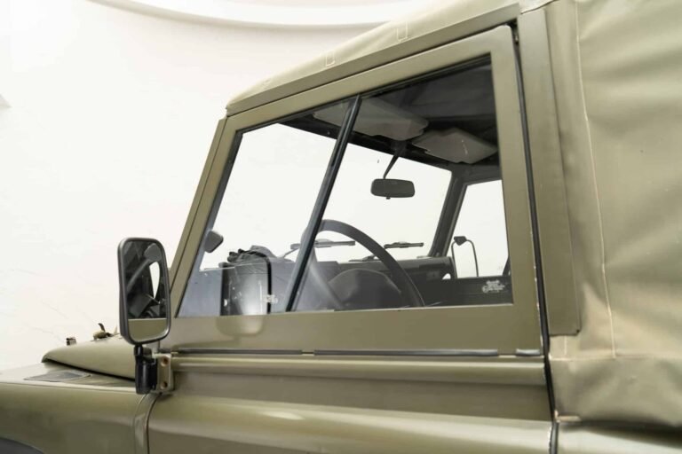 1999 Land Rover Defender 90 – Ex Italian Army ‘AR90’