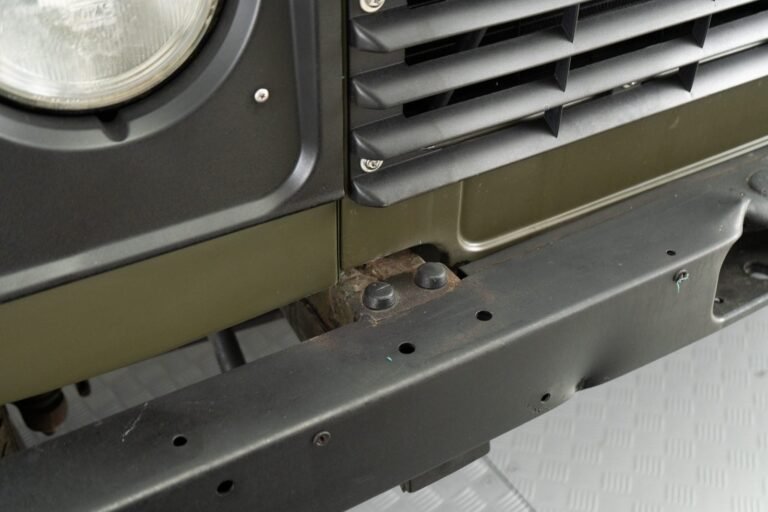 1999 Land Rover Defender 90 – Ex Italian Army ‘AR90’