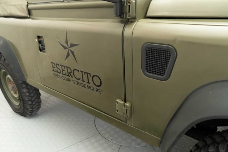 1999 Land Rover Defender 90 – Ex Italian Army ‘AR90’