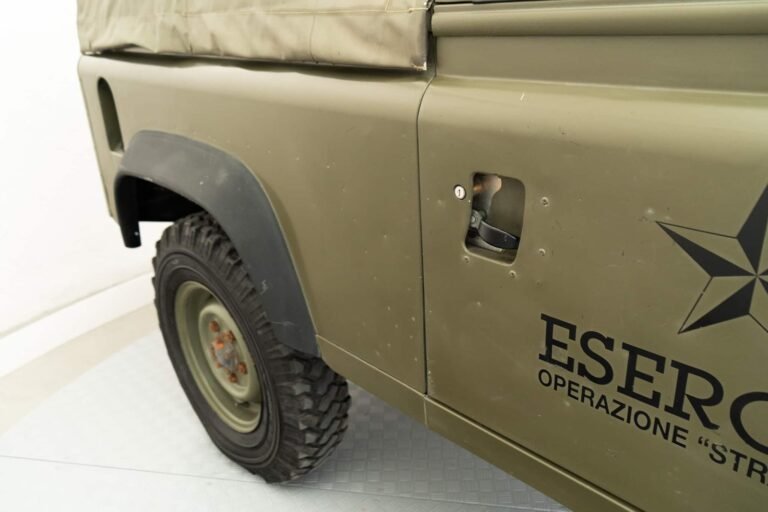 1999 Land Rover Defender 90 – Ex Italian Army ‘AR90’