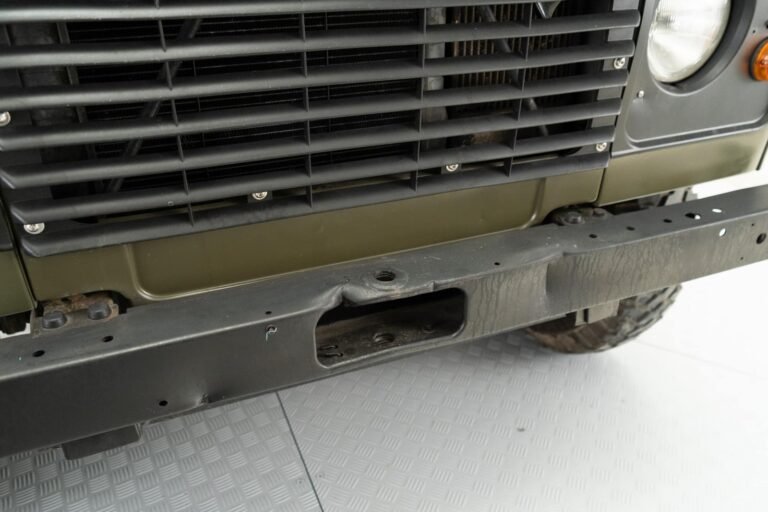 1999 Land Rover Defender 90 – Ex Italian Army ‘AR90’