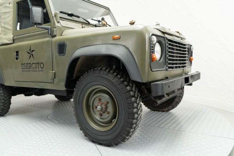 1999 Land Rover Defender 90 – Ex Italian Army ‘AR90’