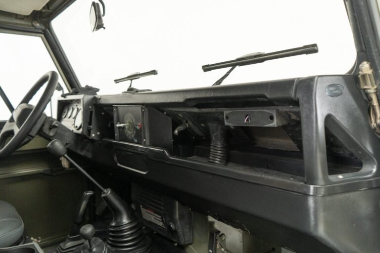 1999 Land Rover Defender 90 – Ex Italian Army ‘AR90’