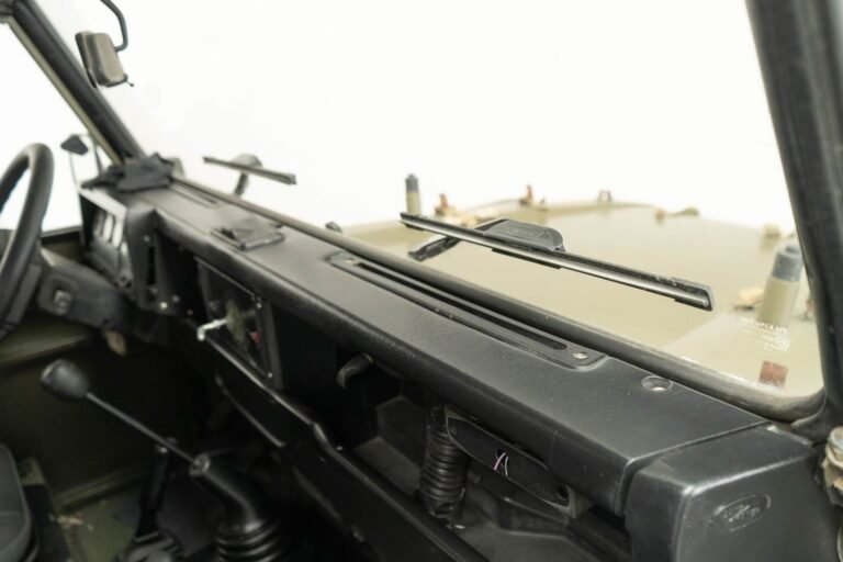 1999 Land Rover Defender 90 – Ex Italian Army ‘AR90’