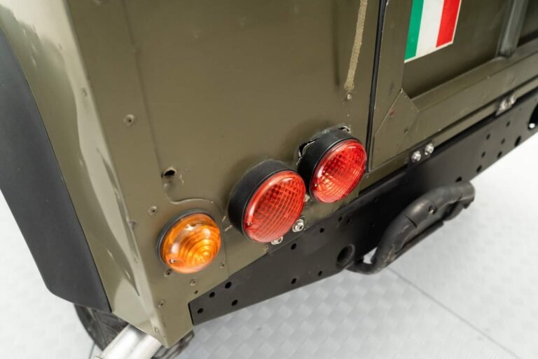 1999 Land Rover Defender 90 – Ex Italian Army ‘AR90’
