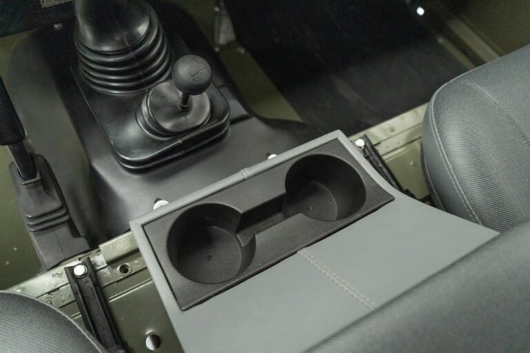 1999 Land Rover Defender 90 – Ex Italian Army ‘AR90’