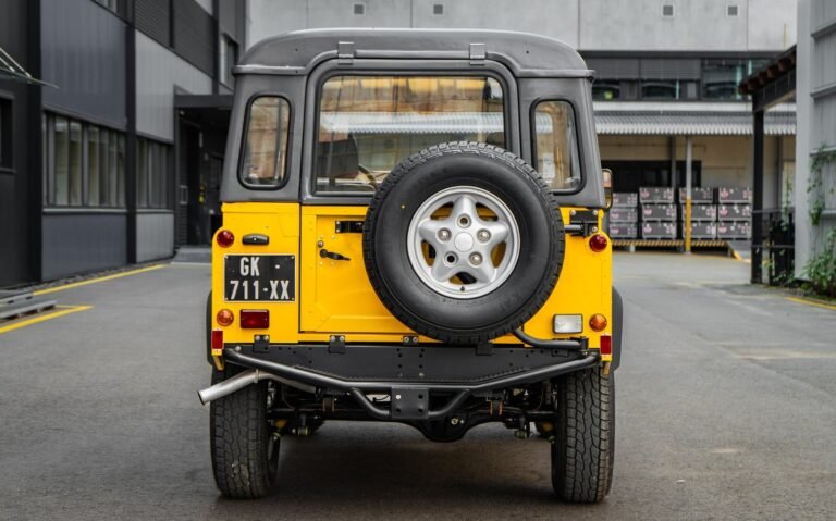 1996 Defender 90 Eastnor Edition (1 of 100)