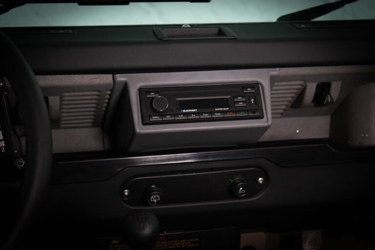 Arran Beige 1994 Defender 110 200tdi