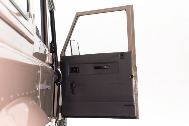 Arran Beige 1994 Defender 110 200tdi