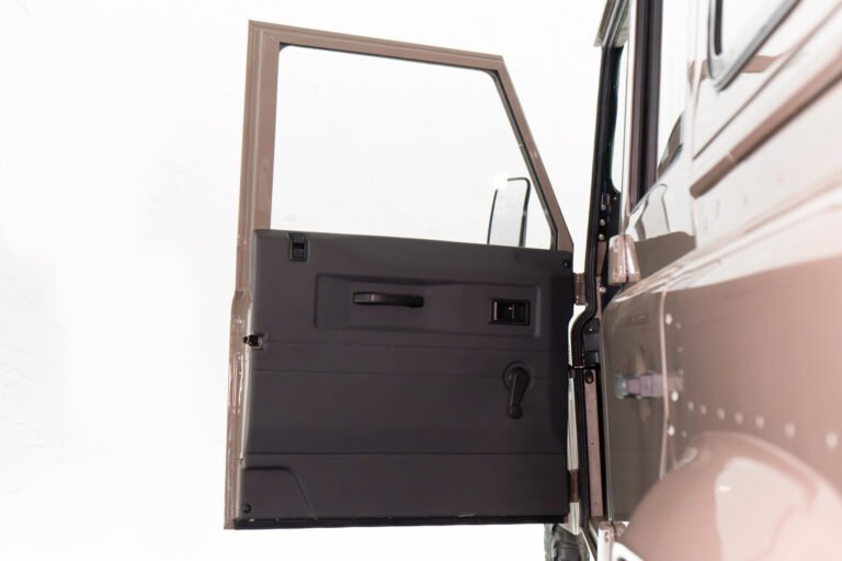 Arran Beige 1994 Defender 110 200tdi