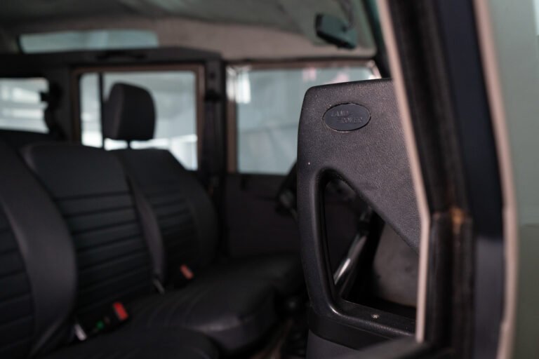 Arran Beige 1994 Defender 110 200tdi