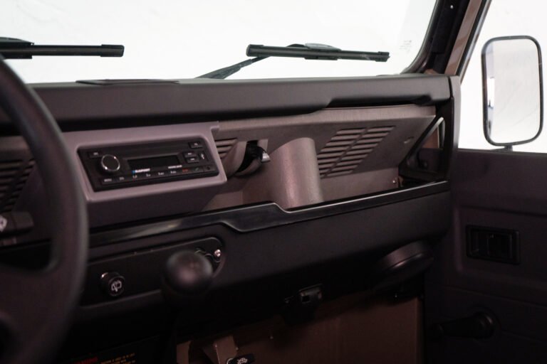 Arran Beige 1994 Defender 110 200tdi