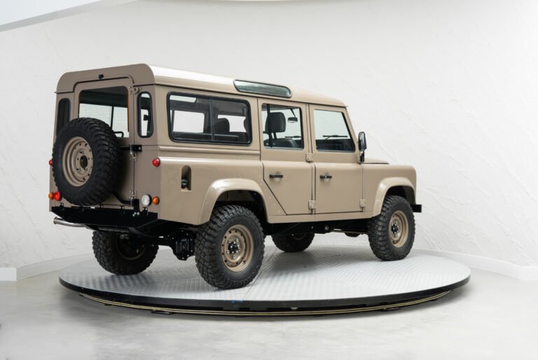 Arran Beige 1994 Defender 110 200tdi