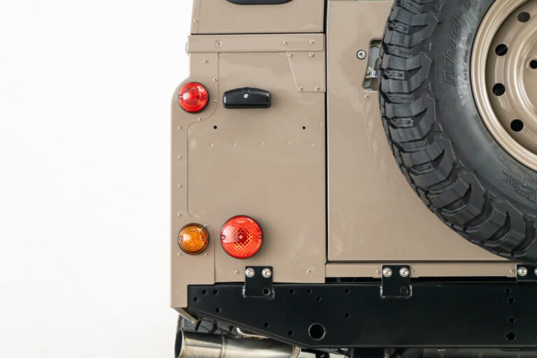 Arran Beige 1994 Defender 110 200tdi