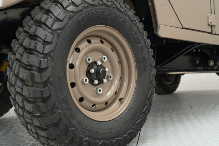 Arran Beige 1994 Defender 110 200tdi