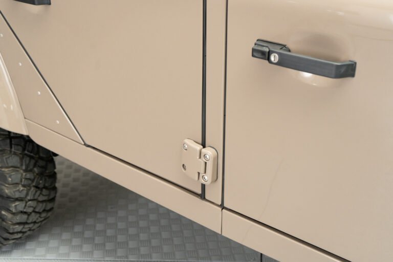 Arran Beige 1994 Defender 110 200tdi