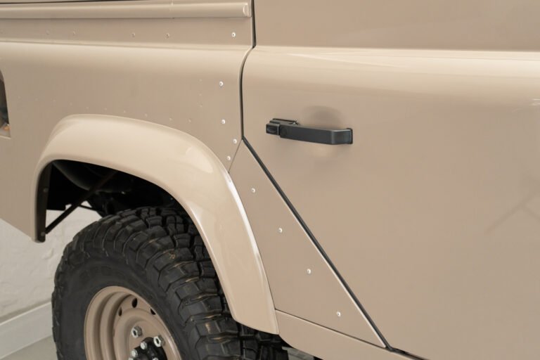 Arran Beige 1994 Defender 110 200tdi