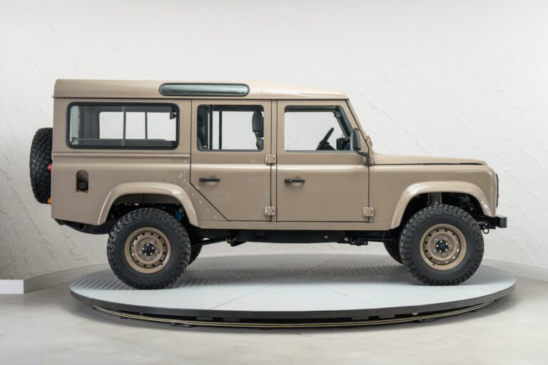 Arran Beige 1994 Defender 110 200tdi
