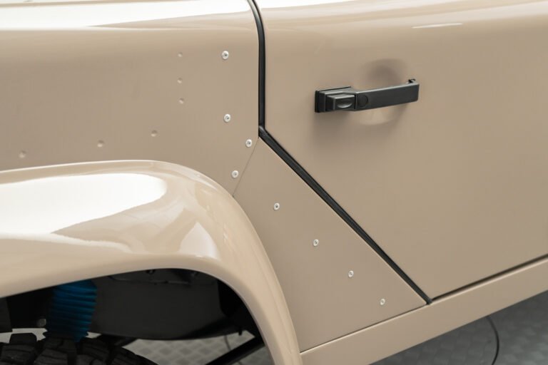 Arran Beige 1994 Defender 110 200tdi