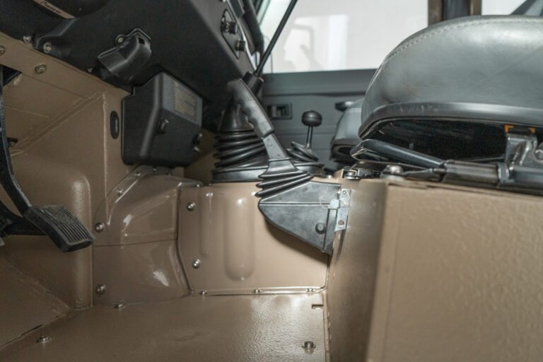 Arran Beige 1994 Defender 110 200tdi